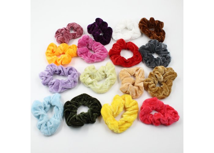 ΣΟΥΡΑ ΜΑΛΛΙΩΝ ΒΕΛΟΥΔΟ ΣΕ ΔΙΑΦΟΡΑ ΧΡΩΜΑΤΑ SCRUNCHIE